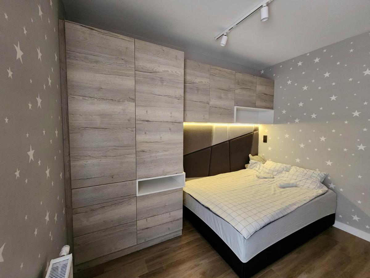 Nadmorski Dwor Modern Apartment กดัญสก์ ภายนอก รูปภาพ